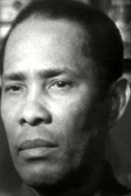 Photo of Léopoldo Francès as Adbi
