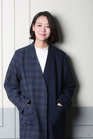 Photo of Ha Eun-chae as Lee Ji-sun
