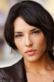 Photo of Liezl Carstens as Linda