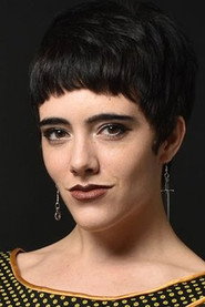 Photo of Zoë Vnak as Lia