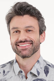 Photo of Roberto Rios as Walter Morgen