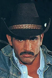 Photo of Ed Dinakos