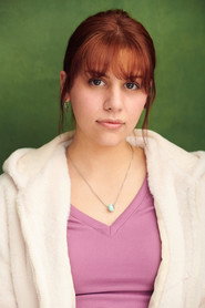 Photo of Victoria Naumovitch as Recepcionista/Limpiadora