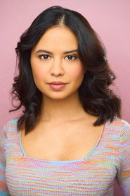 Photo of Olivia Roldan as Delilah Dusk