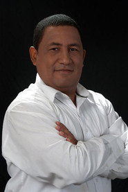 Photo of Eduardo Herrera as El Jefe