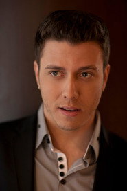 Photo of Daniel Gravelli as Recepcionista
