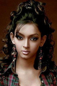 Photo of Pooja Salvi as Nandini Patel