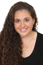 Photo of Daniella Salas Soto as Woman in the vinyl store (uncredited)