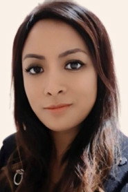Photo of Sandra Devonssay as Self (voice over)
