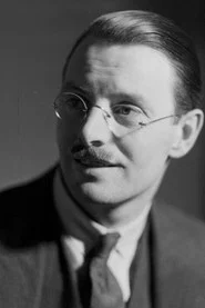 Photo of Sean O’Faoláin as Self