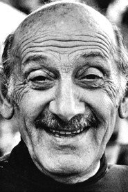 Photo of Renato Pinciroli as oste