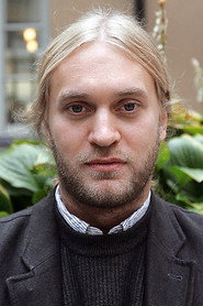 Photo of Max Vitali as Lelle