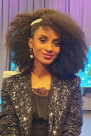 Photo of Trisha Fernández as Angustias