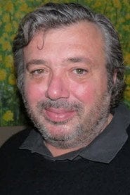 Photo of Louis Becker as Le policier