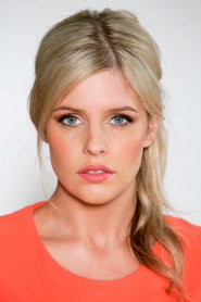 Photo of Jenna Rosenow as Melanie Baxter