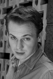 Photo of Sam Vanivray as Hellinger