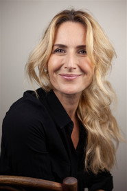 Photo of Sophie Payan as Michèle