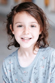 Photo of Zoé Iorio as Melvil