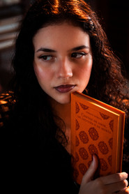 Photo of Beatriz Tavares as Garota 1