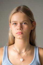 Photo of Maya Kintera as Lucie (15)