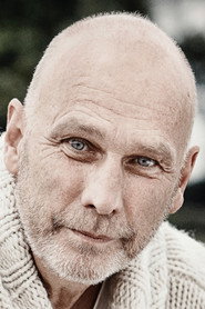 Photo of Michael Bideller as Narator
