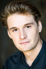 Photo of Loïc McIntyre as Dave