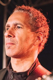 Photo of David Gilmore as Guitar