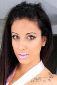 Photo of Claudia Sanchez