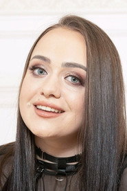 Photo of Kira Clark