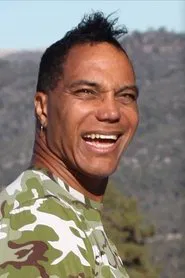 Photo of Darryl Phinnessee as Self - Additional Vocals