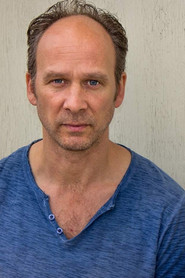 Photo of Vladimir Jon Cubrt as Zeke