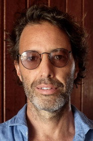 Photo of Cláudio Marques as Father
