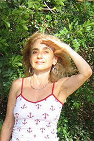 Photo of Rivka Hartman as Sally Shambles