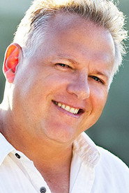 Photo of Vince Murdock as Cop