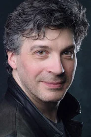 Photo of Joshua Bloom as The Pirate King