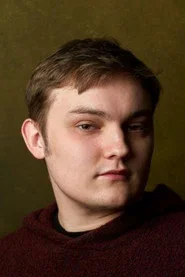 Photo of Benjamin Hillyer as Dezzer Crimple