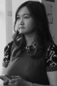 Photo of Gabriella Elprana as Karin