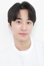 Photo of Sin Woo-gyeom as Dong-kyung