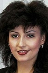 Photo of Lora K. Lee