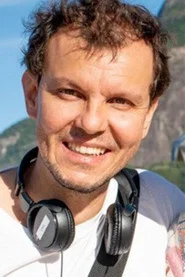 Photo of Gustavo Melo as Thiago