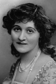 Photo of Margaret Halstan as Countess Novalska