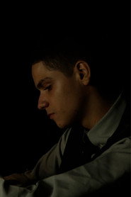 Photo of Igor Pupo as Homem de terno