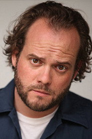 Photo of Justin Dray as Thomas Gray