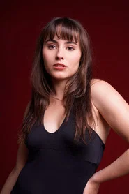 Photo of Florencia Dufou as Nía