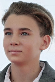 Photo of Marc Puiggener as Paul