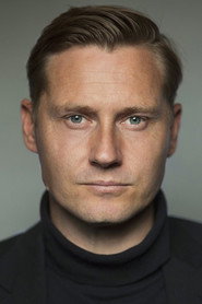 Photo of Mads Kruse as Mand, karaoke #1