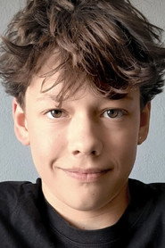 Photo of Wanja Valentin Kube as Luis Freydank