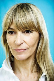 Photo of Bien de Moor as Tante Henriette