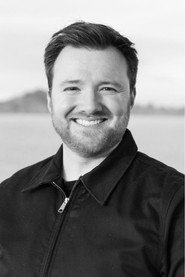 Photo of John Bryant as Bartender
