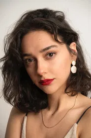 Photo of Manolya Maya as Aylin